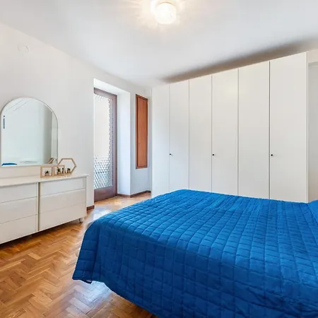 Uno Scorcio Nel Blu טוסקולנו מדרנו